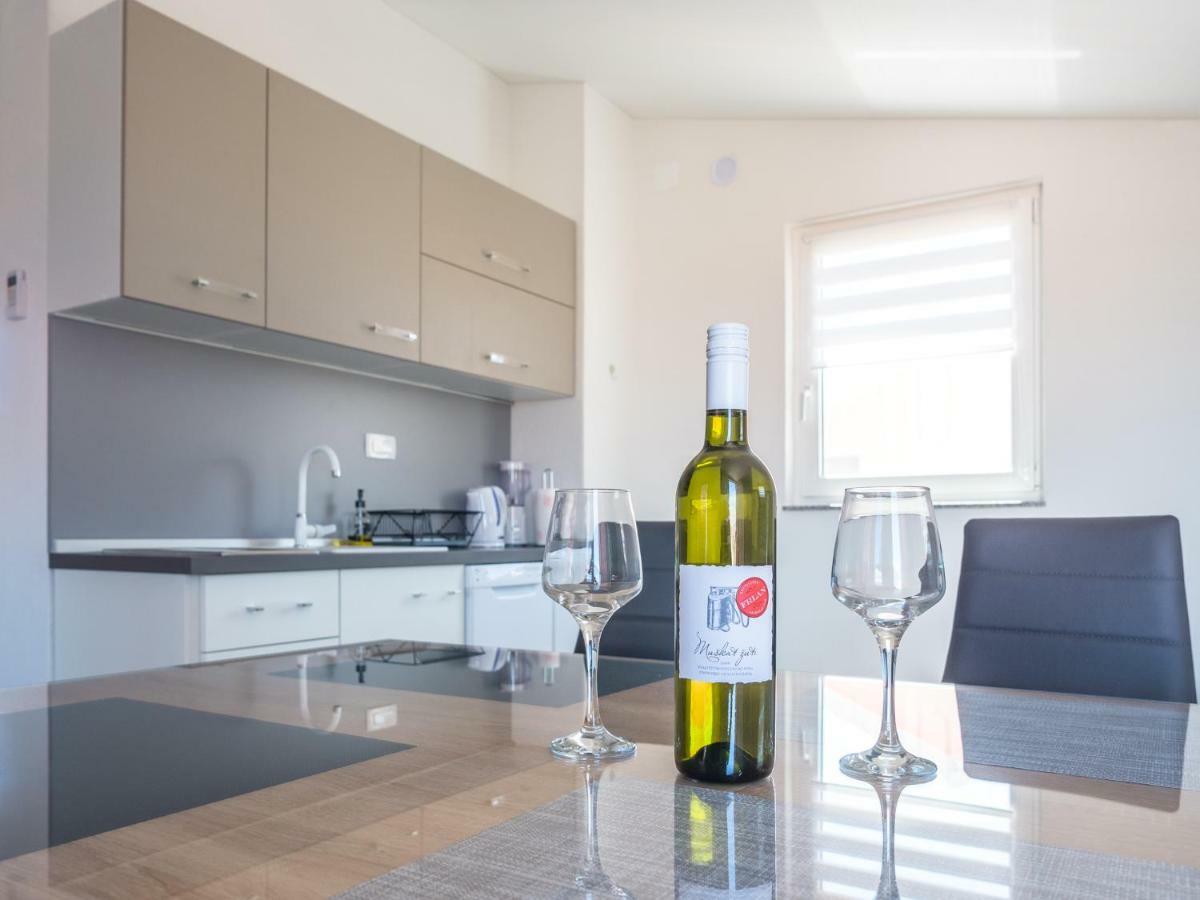 Apartment ˝Soleil˝ Vir Ngoại thất bức ảnh